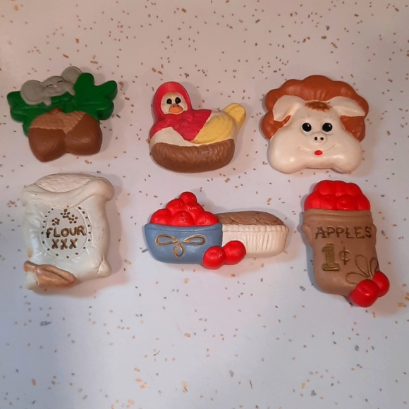 Handmade Other - Handmade Ceramic Refrigerator Magnets 6 total